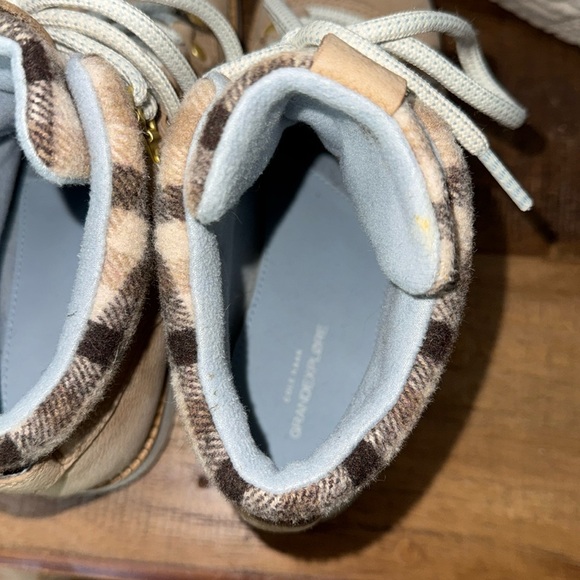 Cole Haan Grands boots tan w/brown plaid trim near new condition Women's 7.5 - Picture 6 of 9